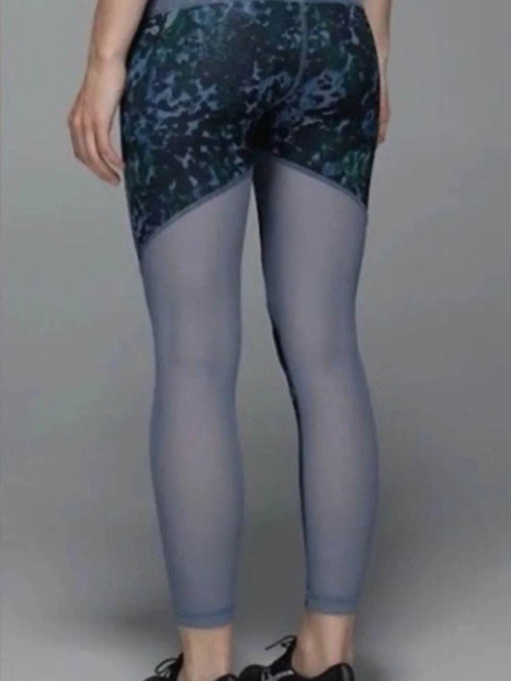 Lululemon Running In The City 7/8 Tight - Floral Backdrop Blue Denim - Size 6 - Picture 3 of 13